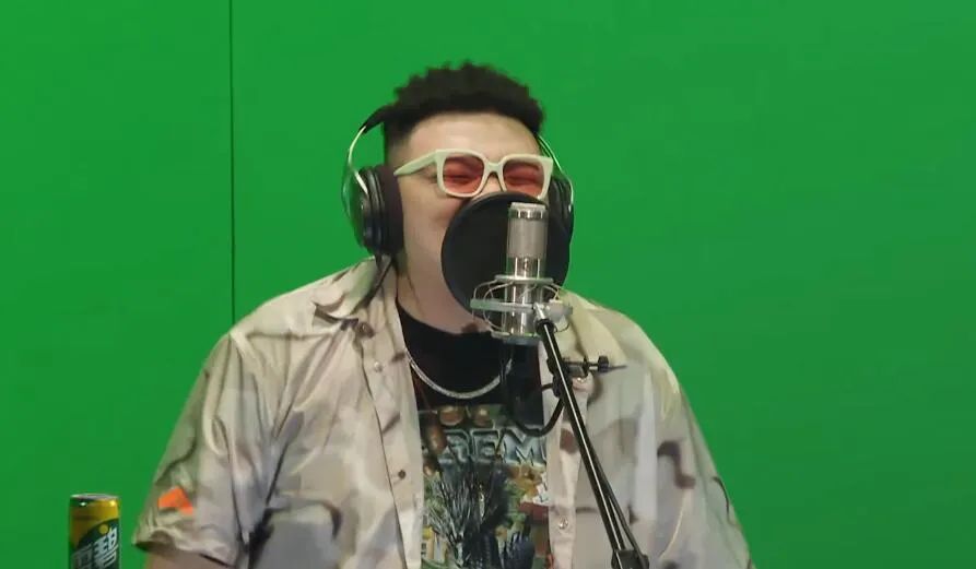 当GAI万妮达TT艾福杰尼活死人齐聚一期节目,那个夏天之后嘻哈又大火了? | 第15张 | 嘻哈中国 当GAI万妮达TT艾福杰尼活死人齐聚一期节目,那个夏天之后嘻哈又大火了? | 第15张