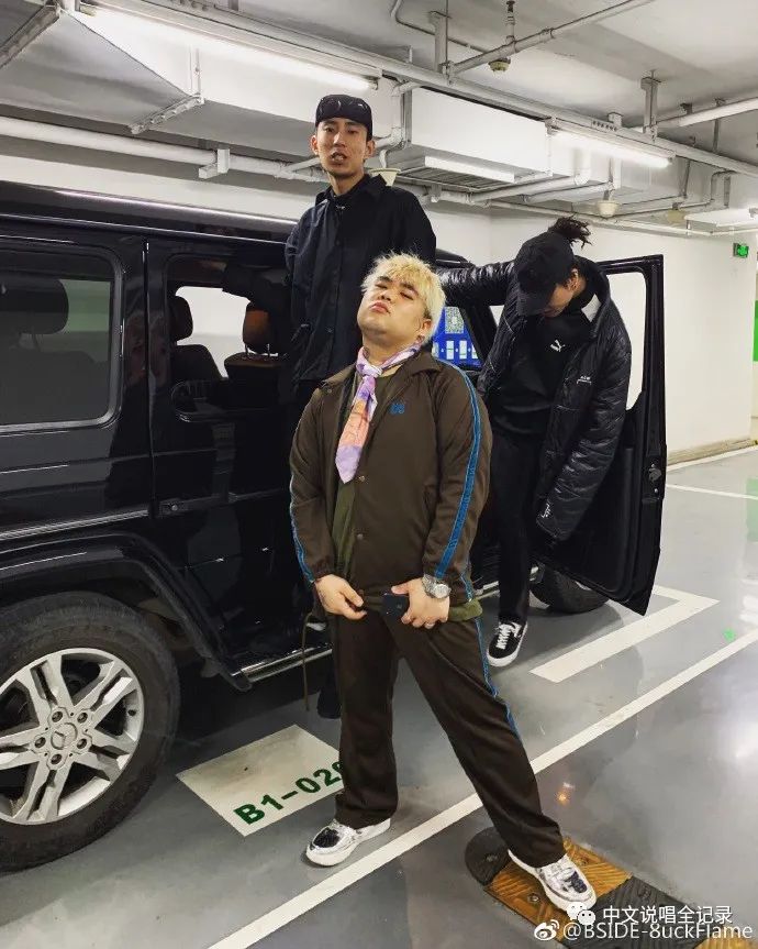 八口 奉献了《说唱听我的》最令人惋惜的表演 | 第17张 | 嘻哈中国 八口 奉献了《说唱听我的》最令人惋惜的表演 | 第17张