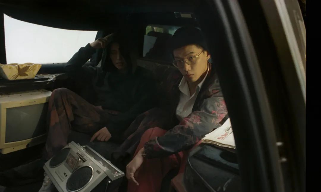 插头专访 | 直火帮XZT & yb:黑匣子里藏着什么? | 第3张 | 嘻哈中国 插头专访 | 直火帮XZT & yb:黑匣子里藏着什么? | 第3张