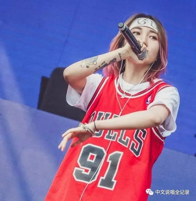 网络rapper在《说唱听我的》异军突起，他们是否还处于鄙视链底端？