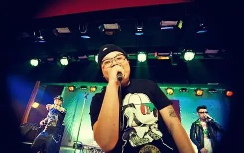 你说他是“湘江词王”？但我觉得他只是个霸蛮的“海盗船长”