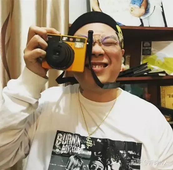 你说他是“湘江词王”？但我觉得他只是个霸蛮的“海盗船长”