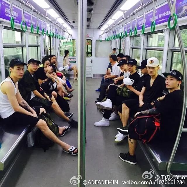 这一次,不说你的手机莫得CDC就显得档次低 | 第2张 | 嘻哈中国 这一次,不说你的手机莫得CDC就显得档次低 | 第2张