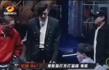 艾热因cue蔡徐坤打篮球上热搜被围攻，杨和苏王以太法老八贼都出来发声了...