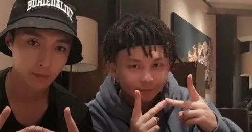 当GAI万妮达TT艾福杰尼活死人齐聚一期节目,那个夏天之后嘻哈又大火了? | 第3张 | 嘻哈中国 当GAI万妮达TT艾福杰尼活死人齐聚一期节目,那个夏天之后嘻哈又大火了? | 第3张