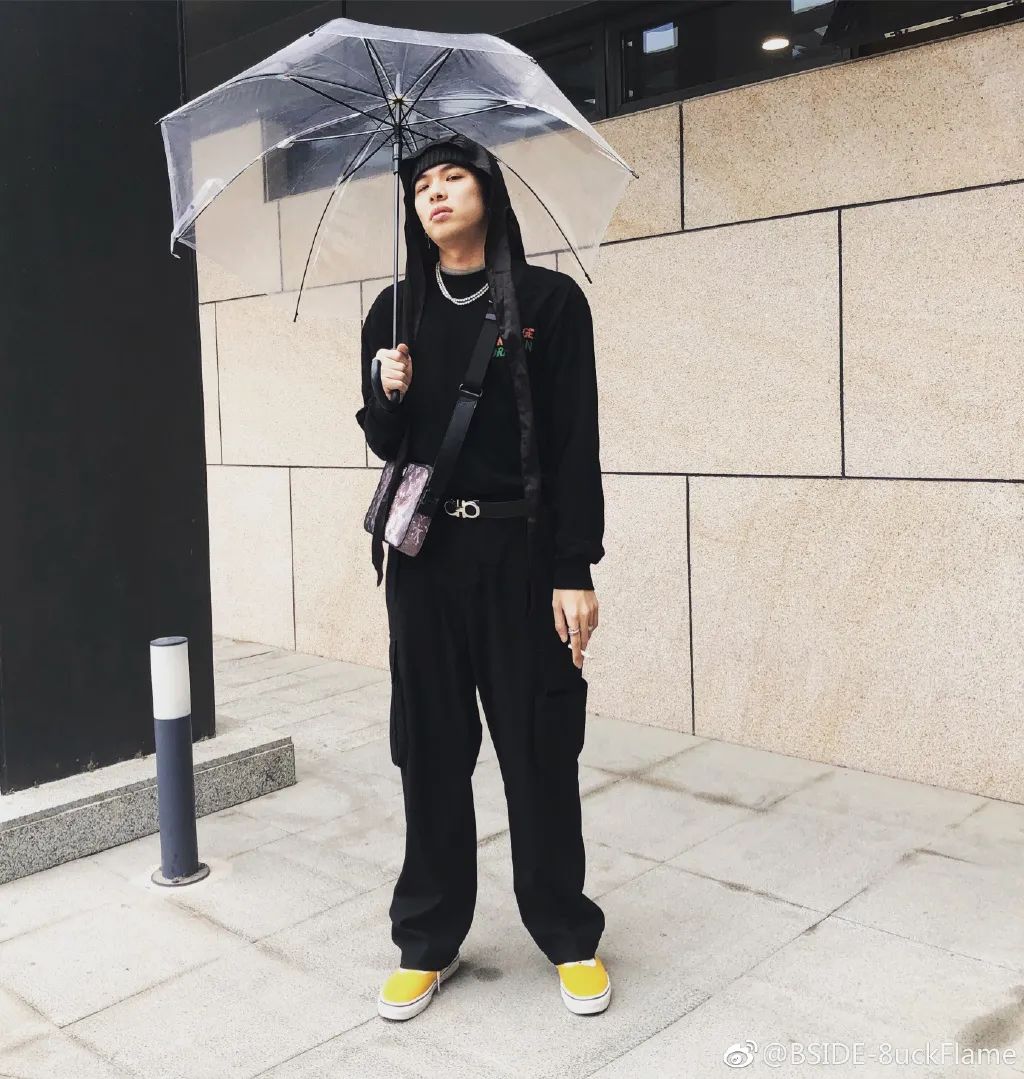 曾在《中国有嘻哈》震惊吴亦凡的他,如今也是《说唱听我的》那个敢于直面JD的猛男 | 第9张 | 嘻哈中国 曾在《中国有嘻哈》震惊吴亦凡的他,如今也是《说唱听我的》那个敢于直面JD的猛男 | 第9张