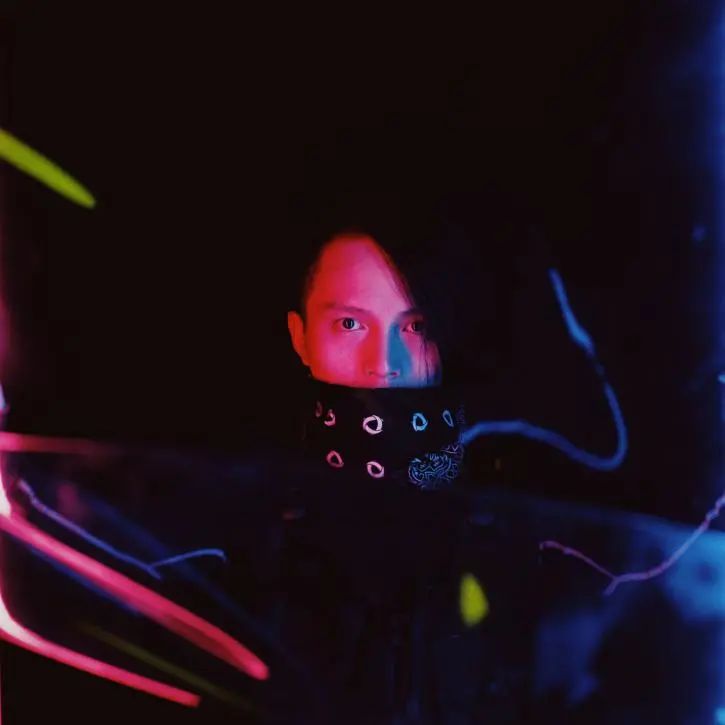 Ranzer新专辑《湖湘慢摇》是怎么“熬”出来的? | 第3张 | 嘻哈中国 Ranzer新专辑《湖湘慢摇》是怎么“熬”出来的? | 第3张