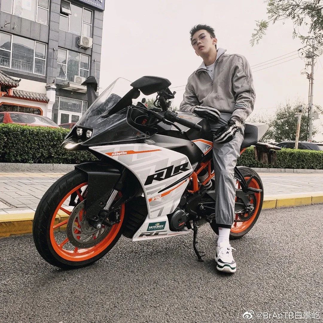 三年前的今天，《中国有嘻哈》开播