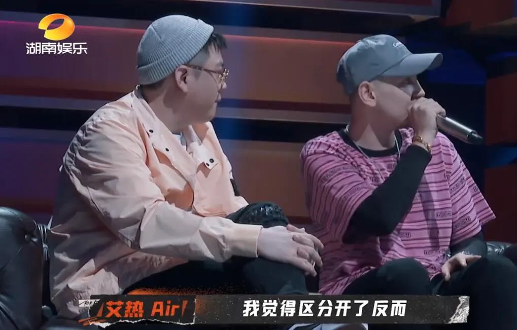 是现场DISS JD和Cream D更炸,还是秃子在线剃头怼小鬼更炸? | 第8张 | 嘻哈中国 是现场DISS JD和Cream D更炸,还是秃子在线剃头怼小鬼更炸? | 第8张