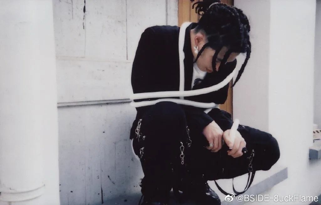 曾在《中国有嘻哈》震惊吴亦凡的他,如今也是《说唱听我的》那个敢于直面JD的猛男 | 第3张 | 嘻哈中国 曾在《中国有嘻哈》震惊吴亦凡的他,如今也是《说唱听我的》那个敢于直面JD的猛男 | 第3张