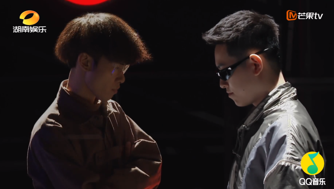 出圈的“魔动闪霸”和“在你头上暴扣”有区别吗? | 第6张 | 嘻哈中国 出圈的“魔动闪霸”和“在你头上暴扣”有区别吗? | 第6张