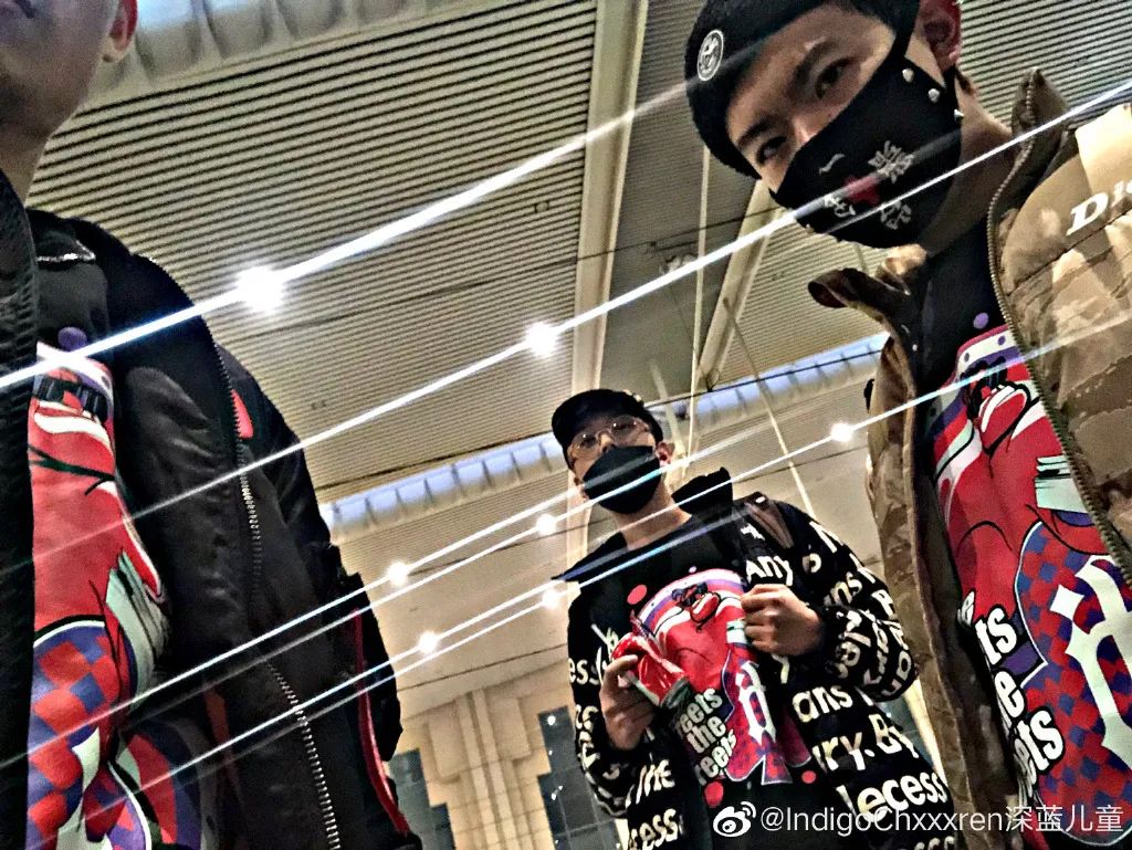 小安迪 在《说唱听我的》还未出场,但他们在中文说唱扔了颗独一无二的重磅炸弹! | 第7张 | 嘻哈中国 小安迪 在《说唱听我的》还未出场,但他们在中文说唱扔了颗独一无二的重磅炸弹! | 第7张