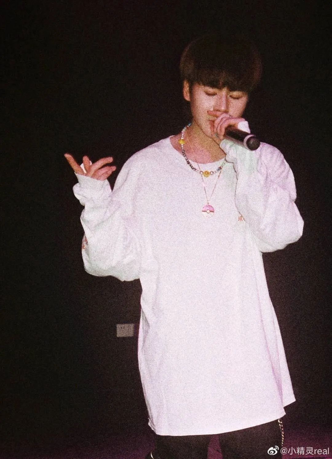 活死人新任主理人的真实身份,居然是说唱圈颜值最高的“Lo娘”? | 第9张 | 嘻哈中国 活死人新任主理人的真实身份,居然是说唱圈颜值最高的“Lo娘”? | 第9张