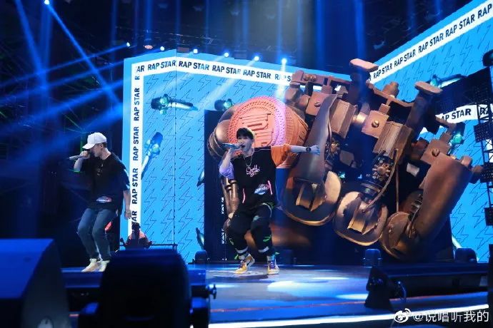 比《天上的星星不说话》更催泪的歌曲出现了，这次连袁娅维都哭了 | 第13张