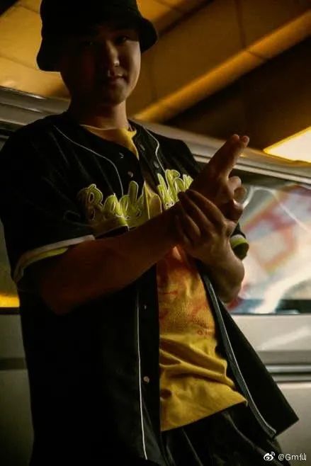 《说唱听我的》所有选手中,唯有他一开口我的鸡皮疙瘩掉了一地 | 第4张 | 嘻哈中国 《说唱听我的》所有选手中,唯有他一开口我的鸡皮疙瘩掉了一地 | 第4张