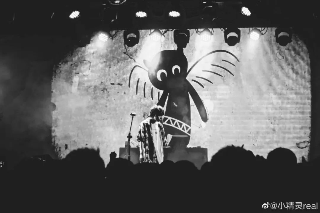 活死人新任主理人的真实身份,居然是说唱圈颜值最高的“Lo娘”? | 第7张 | 嘻哈中国 活死人新任主理人的真实身份,居然是说唱圈颜值最高的“Lo娘”? | 第7张