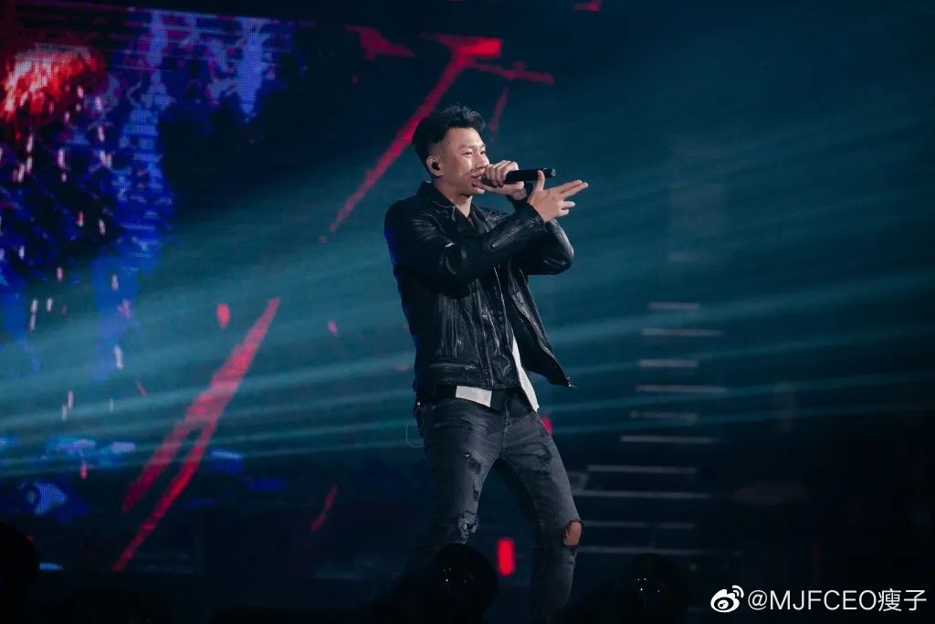 出道16年写出第一张个人专辑,离开顽童一年之后瘦子决定灵魂出窍 | 第7张 | 嘻哈中国 出道16年写出第一张个人专辑,离开顽童一年之后瘦子决定灵魂出窍 | 第7张