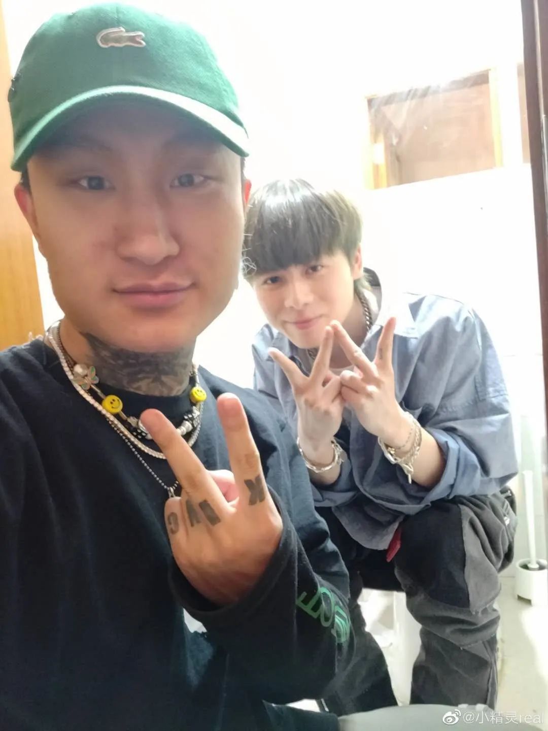 活死人新任主理人的真实身份,居然是说唱圈颜值最高的“Lo娘”? | 第10张 | 嘻哈中国 活死人新任主理人的真实身份,居然是说唱圈颜值最高的“Lo娘”? | 第10张