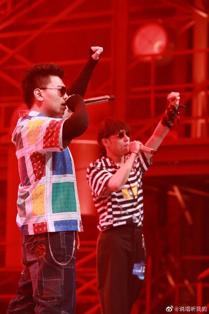 比《天上的星星不说话》更催泪的歌曲出现了，这次连袁娅维都哭了 | 第8张