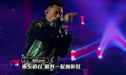 《说唱听我的》首次在荧幕上打造了艺术品,《中国新说唱》难道就全是流水线吗? | 第8张 | 嘻哈中国 《说唱听我的》首次在荧幕上打造了艺术品,《中国新说唱》难道就全是流水线吗? | 第8张