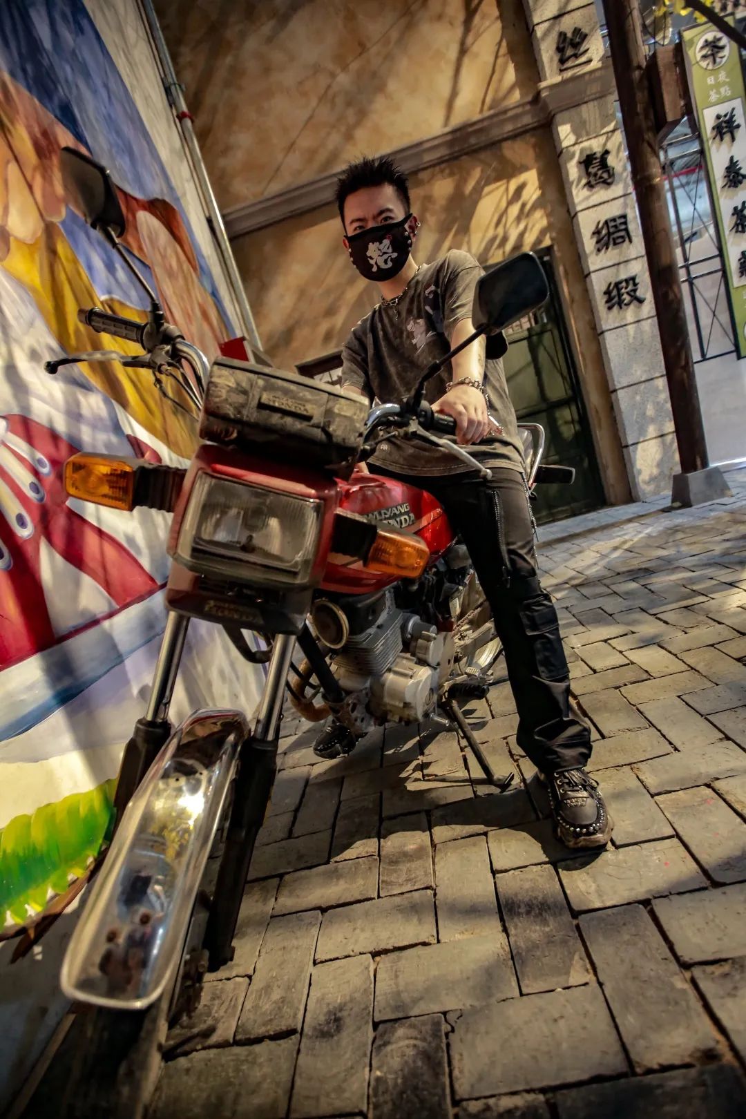 专访 | Lil Andy小安迪:节目结束了,但深蓝儿童才刚刚开始 | 第7张 | 嘻哈中国 专访 | Lil Andy小安迪:节目结束了,但深蓝儿童才刚刚开始 | 第7张