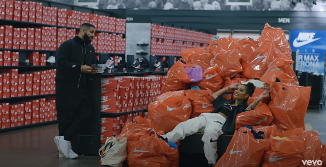 Drake新歌MV拍成Nike广告片，Adidas下半年何去何从？