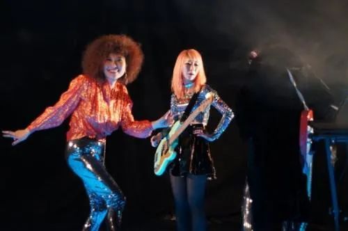 《说唱听我的》四强诞生,舞台秒变迪厅? | 第5张 | 嘻哈中国 《说唱听我的》四强诞生,舞台秒变迪厅? | 第5张