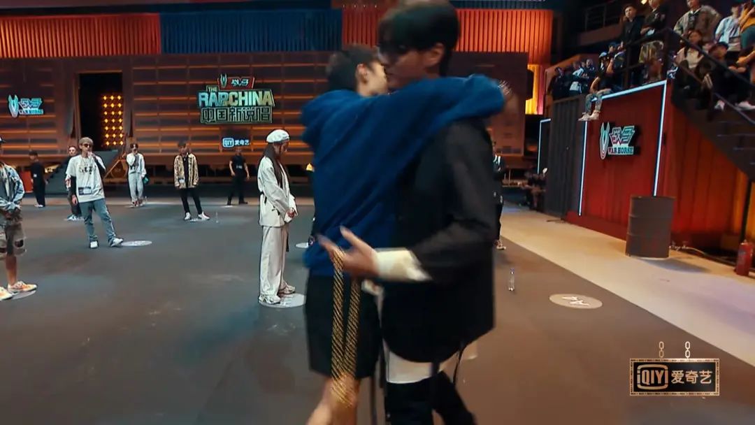 多雷被质疑抄韵脚，痞老板要dissGAI，老司机跟杨和苏对线