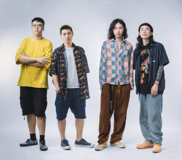 为了了解广东Hip-Hop的现状，我们凑了个粤语说唱版“复仇者联盟”