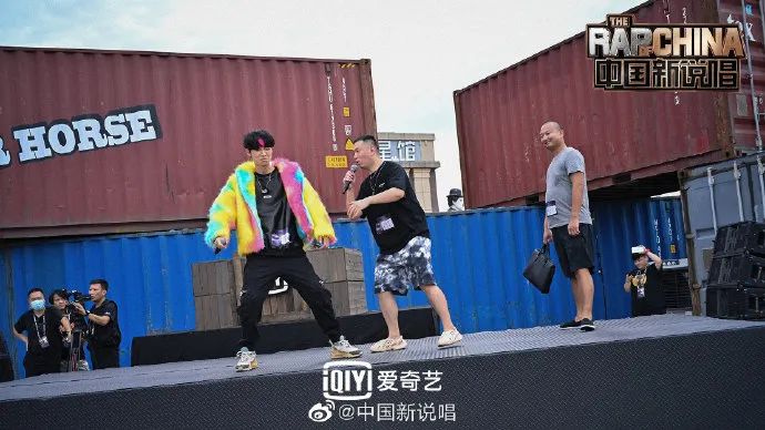 《中国新说唱》海选现场都发生了什么？暴扣与药水哥又是如何获得晋级链子的？