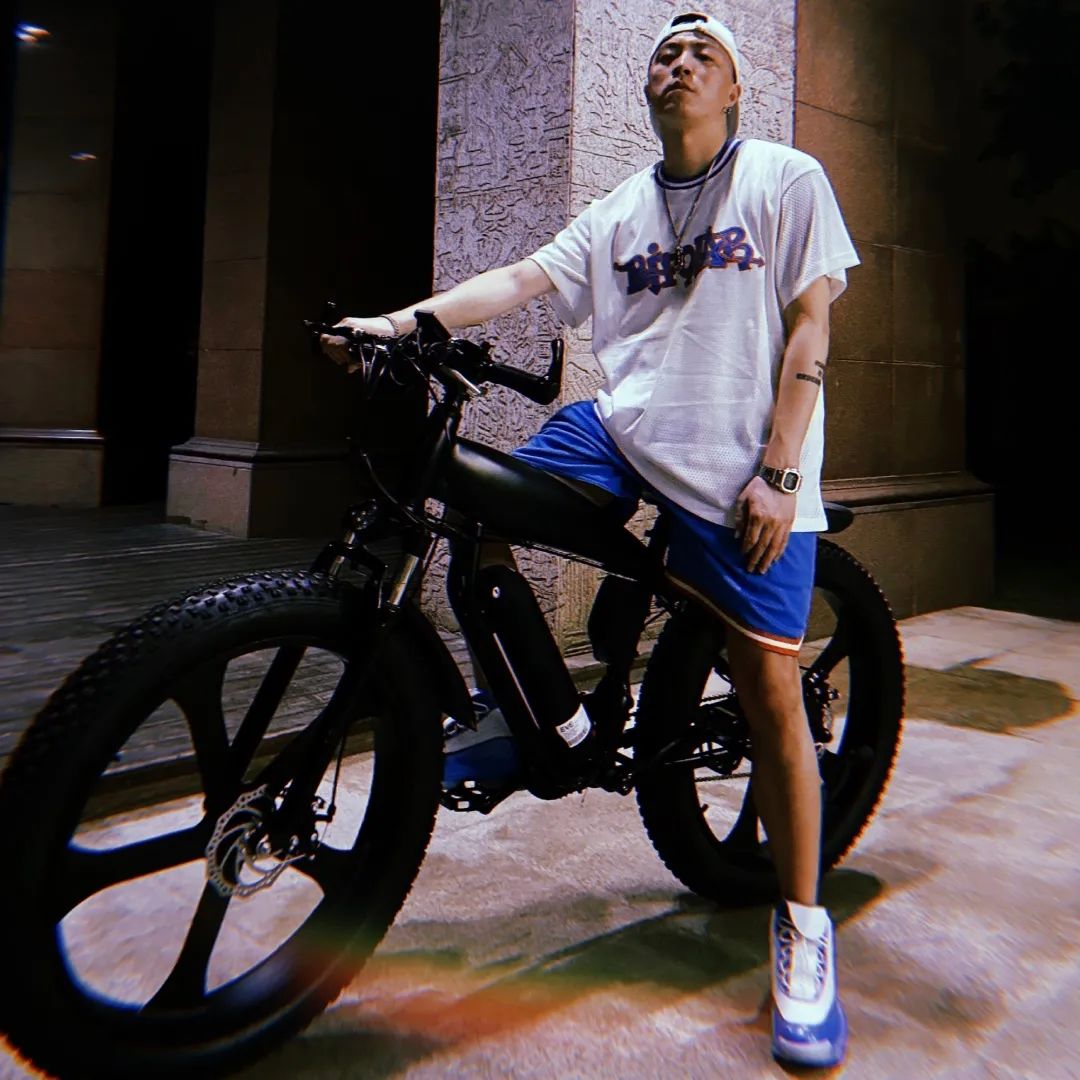 Tough Guy <7> | 说唱诗人---史上最难挣的奶粉钱