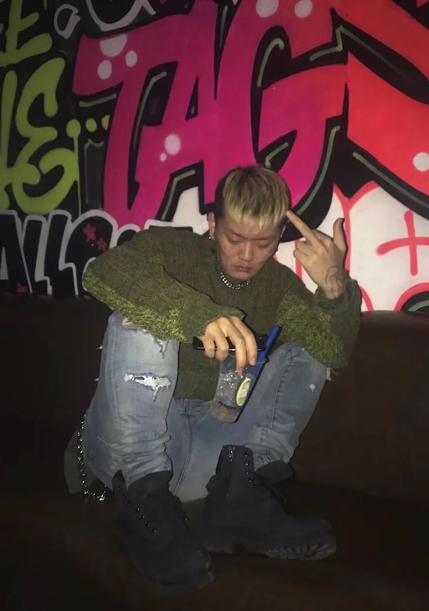 Ugly Z 在《新说唱》唱的歌应该上春晚,他才是今年节目的最大惊喜 | 第5张 | 嘻哈中国 Ugly Z 在《新说唱》唱的歌应该上春晚,他才是今年节目的最大惊喜 | 第5张