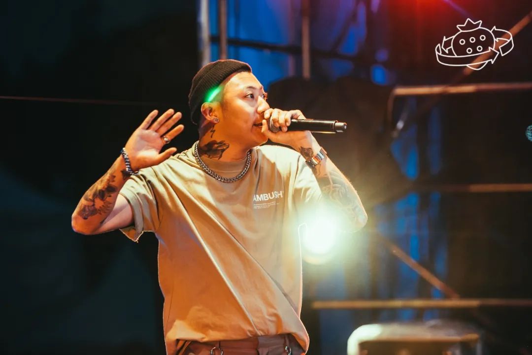 为什么Kafe.Hu敢自称行走的punchline，大傻说他是说唱圈徐志摩？