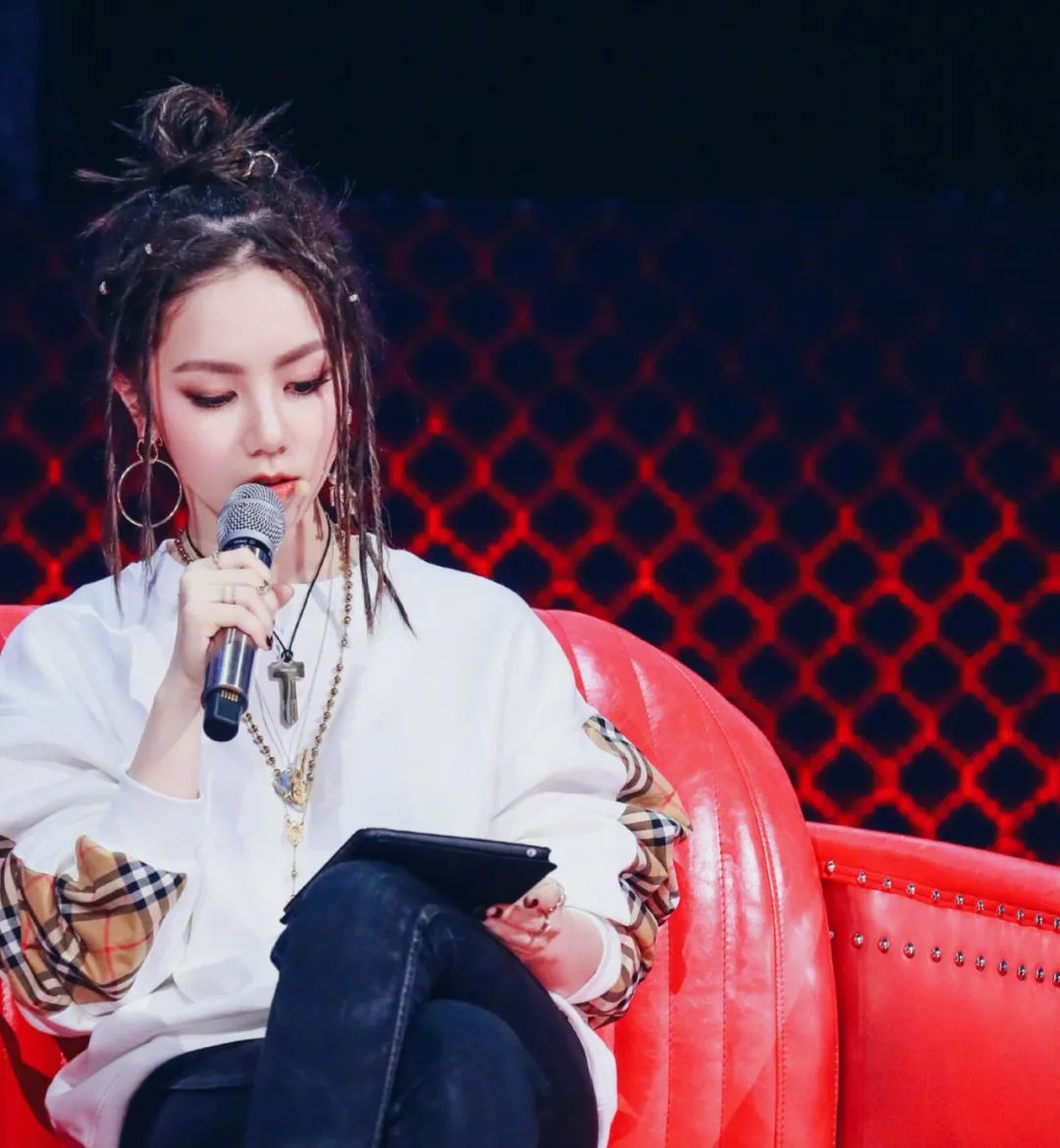 邓紫棋重返《中国新说唱》,另外还有鹿晗? | 第6张 | 嘻哈中国 邓紫棋重返《中国新说唱》,另外还有鹿晗? | 第6张