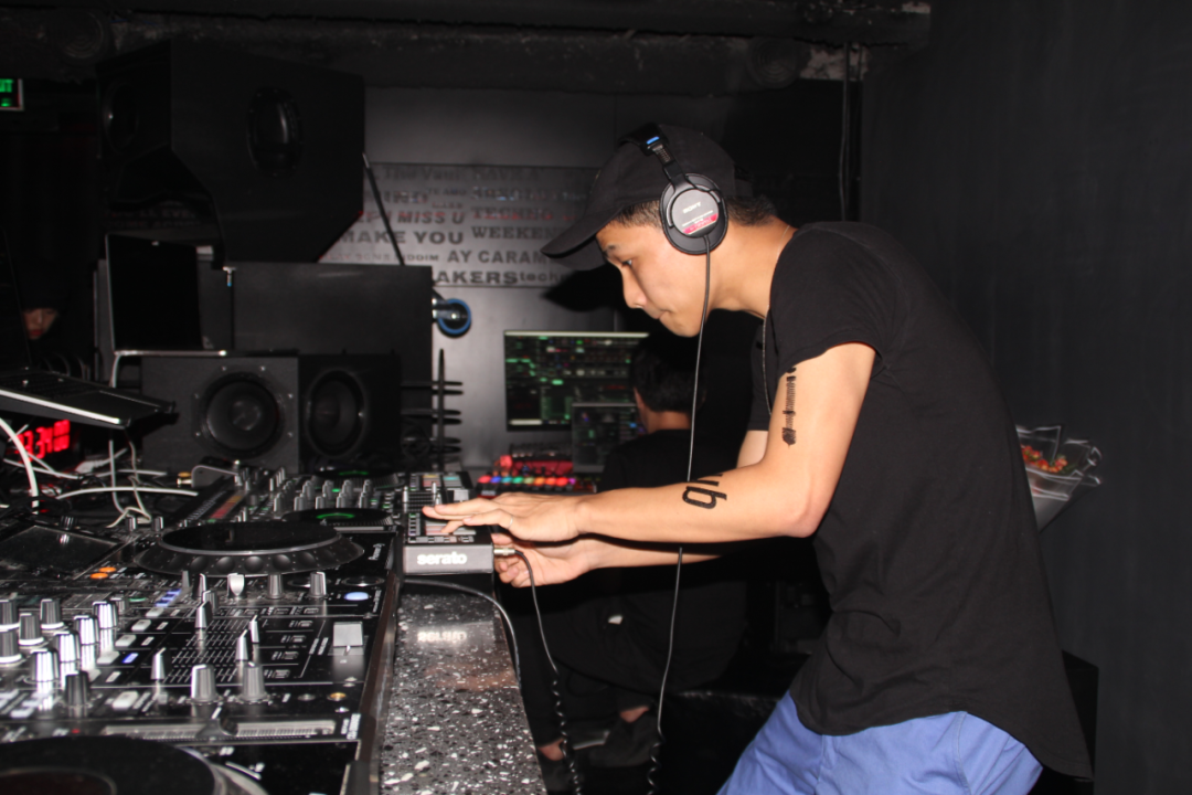 听说现在的说唱不能写真东西？直火帮第一个不服！