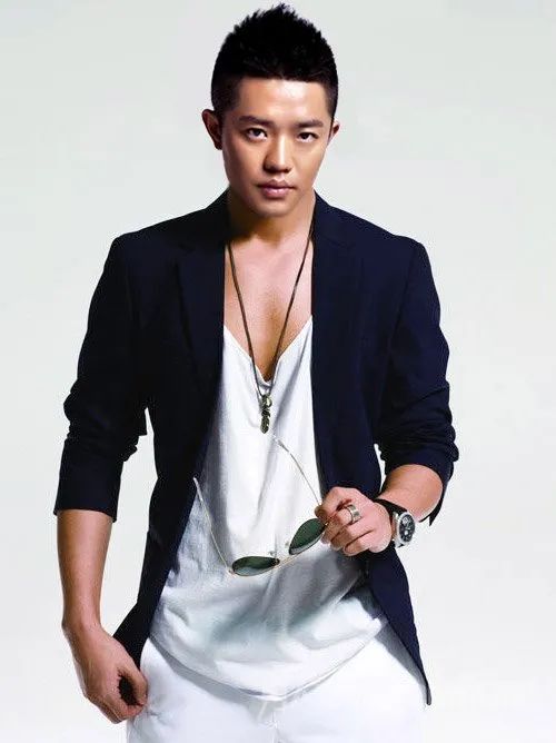 林俊杰、陶喆、S.H.E、王嘉尔、蔡徐坤、陈冠希、曾毅,他们的说唱水平如何? | 第9张 | 嘻哈中国 林俊杰、陶喆、S.H.E、王嘉尔、蔡徐坤、陈冠希、曾毅,他们的说唱水平如何? | 第9张