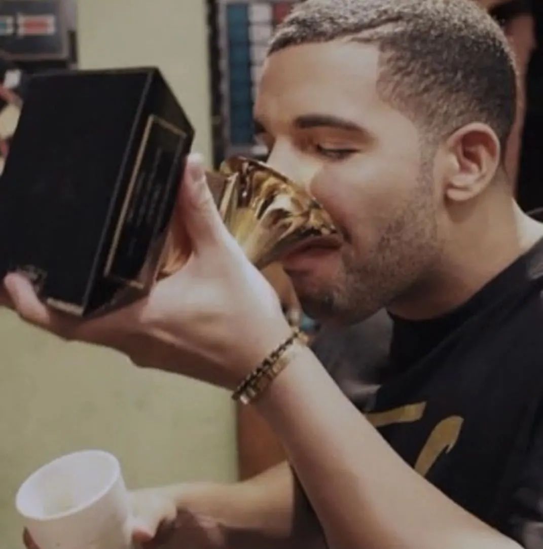 Kanye引爆推特、自爆合同内容,企图发起“音乐产业改革” | 第2张 | 嘻哈中国 Kanye引爆推特、自爆合同内容,企图发起“音乐产业改革” | 第2张