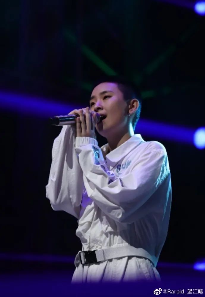 望江晴 她是我见过最全面的女rapper,一个人就是一个团队 | 第4张 | 嘻哈中国 望江晴 她是我见过最全面的女rapper,一个人就是一个团队 | 第4张