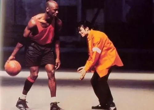 Ugly Z 在《新说唱》唱的歌应该上春晚,他才是今年节目的最大惊喜 | 第1张 | 嘻哈中国 Ugly Z 在《新说唱》唱的歌应该上春晚,他才是今年节目的最大惊喜 | 第1张