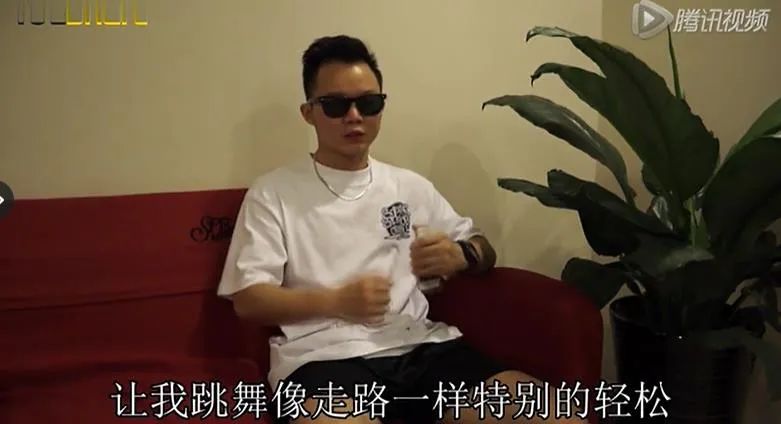 Bboy杨凯凭什么能获得《这就是街舞》总冠军? | 第9张 | 嘻哈中国 Bboy杨凯凭什么能获得《这就是街舞》总冠军? | 第9张