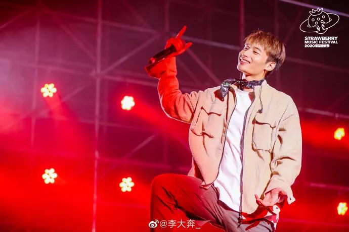 夺冠热门李大奔遗憾淘汰，潘帅泪洒现场，他会上演复活夺冠的戏码么？