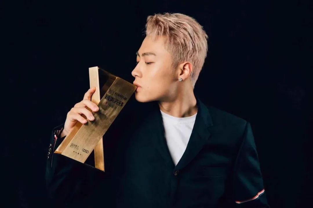 从默默无闻到新说唱季军再到说唱节目制作人,他只用了三年的时间! | 第13张 | 嘻哈中国 从默默无闻到新说唱季军再到说唱节目制作人,他只用了三年的时间! | 第13张