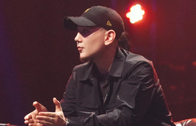 《中国新说唱》4年出了5个冠军,夺冠前后在他们身上都发生了哪些故事? | 第12张 | 嘻哈中国 《中国新说唱》4年出了5个冠军,夺冠前后在他们身上都发生了哪些故事? | 第12张