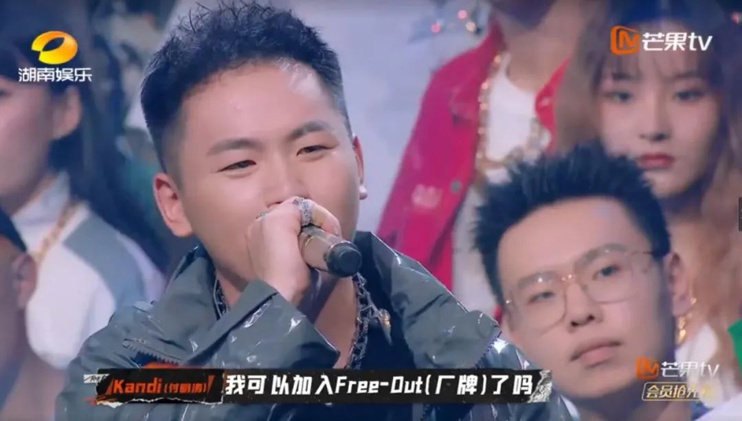 到底谁才是三档说唱综艺的最大赢家？是热度顶满的他们，还是加入新厂牌的他们？