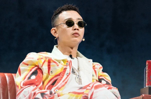 《中国新说唱》4年出了5个冠军,夺冠前后在他们身上都发生了哪些故事? | 第10张 | 嘻哈中国 《中国新说唱》4年出了5个冠军,夺冠前后在他们身上都发生了哪些故事? | 第10张