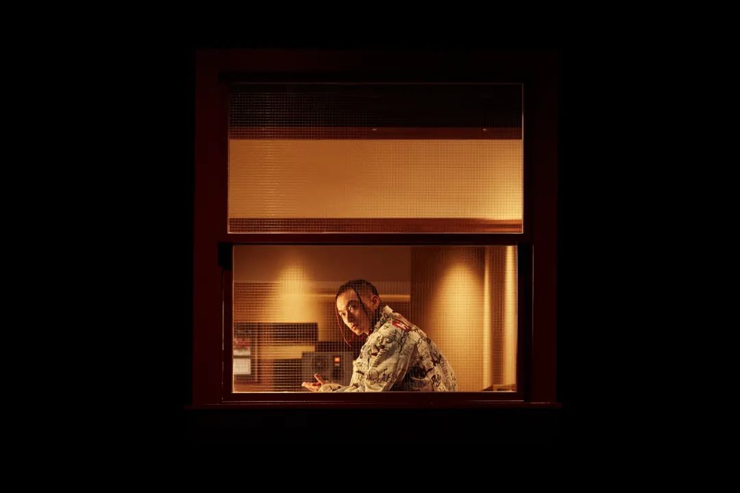 还记得《全部都是你》吗?唱英文的那位rapper出了张新专辑 | 第4张 | 嘻哈中国 还记得《全部都是你》吗?唱英文的那位rapper出了张新专辑 | 第4张