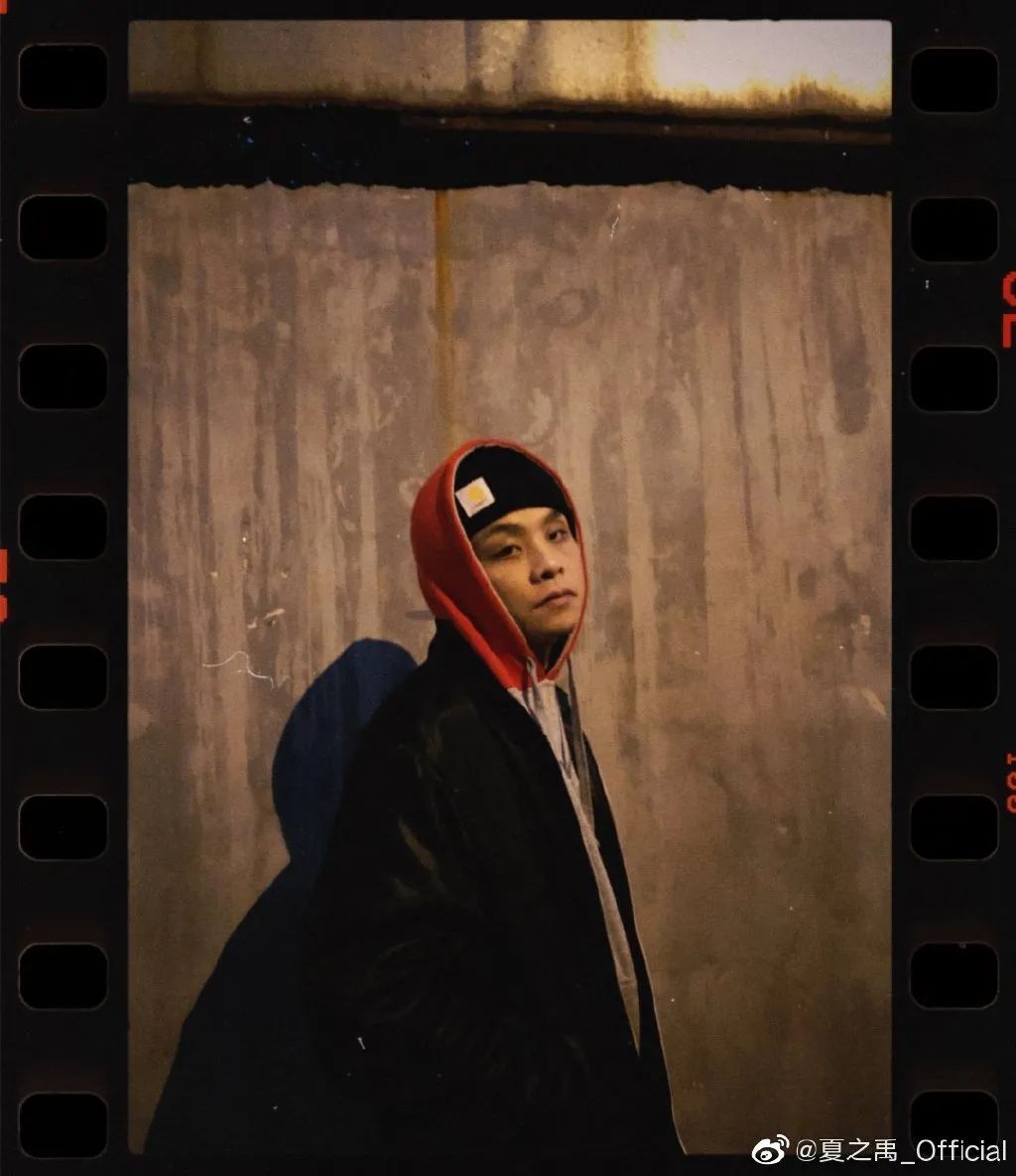夏之禹 他是最早想要退出《说唱新世代》的rapper,却比大部分人都走得要远 | 第13张 | 嘻哈中国 夏之禹 他是最早想要退出《说唱新世代》的rapper,却比大部分人都走得要远 | 第13张