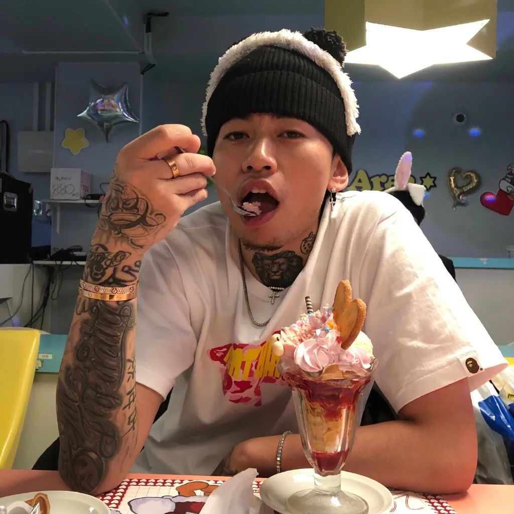 走向主流的乃万马思唯GAI杰尼Jony J,是把蛋糕做大?还是开出“畸形的花”? | 第6张 | 嘻哈中国 走向主流的乃万马思唯GAI杰尼Jony J,是把蛋糕做大?还是开出“畸形的花”? | 第6张