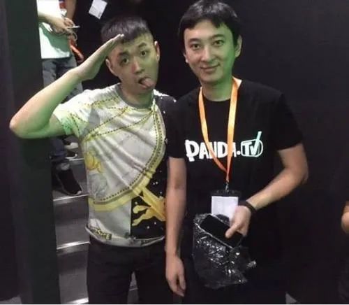 现在的药水哥已经不搞艺术了 | 第25张 | 嘻哈中国 现在的药水哥已经不搞艺术了 | 第25张