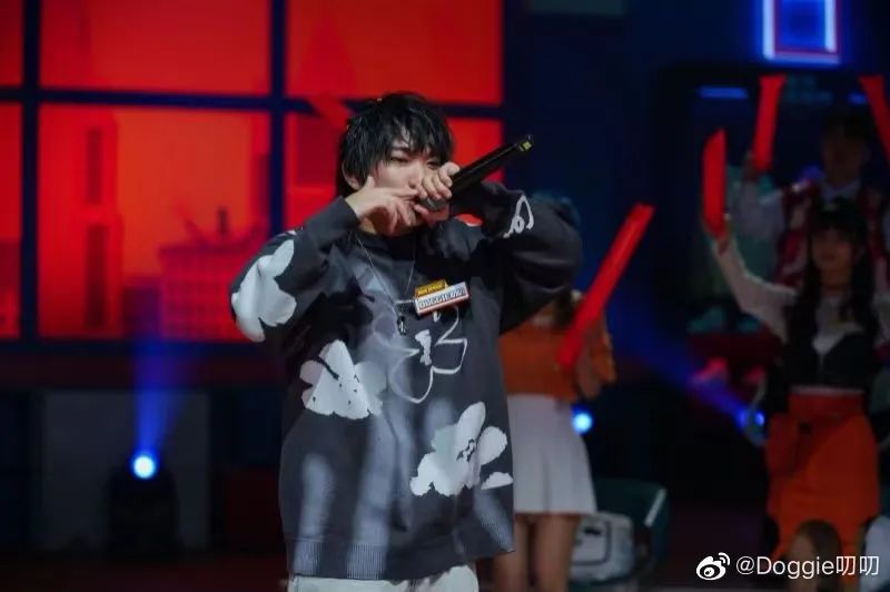 什么情况?正在参加青你3的Doggie和他老板在微博吵起来了,还上了热搜! | 第1张 | 嘻哈中国 什么情况?正在参加青你3的Doggie和他老板在微博吵起来了,还上了热搜! | 第1张